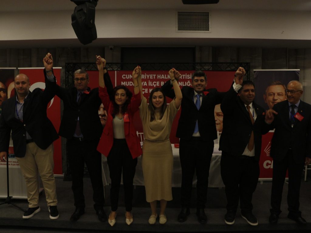 CHP Mudanya’da Kongre Heyecanı Yaşandı