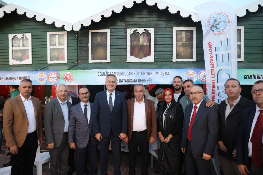 Gemlik’te 10. Hemşehri Dernekleri Festivali Coşkusu