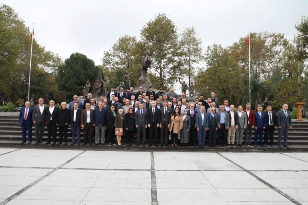 İnegöl’de 19 Ekim Muhtarlar Günü Resmi Törenle Kutlandı