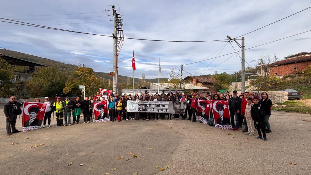 Nilüferliler Ata’yı Doğada Andı: Mysia Yolları’nda Minnet Yürüyüşü