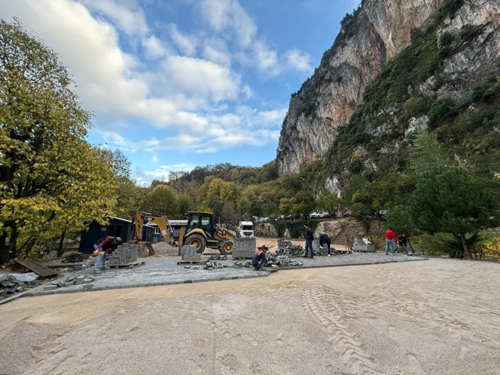 Oylat Mağarası Çevresinde Kapsamlı Düzenleme