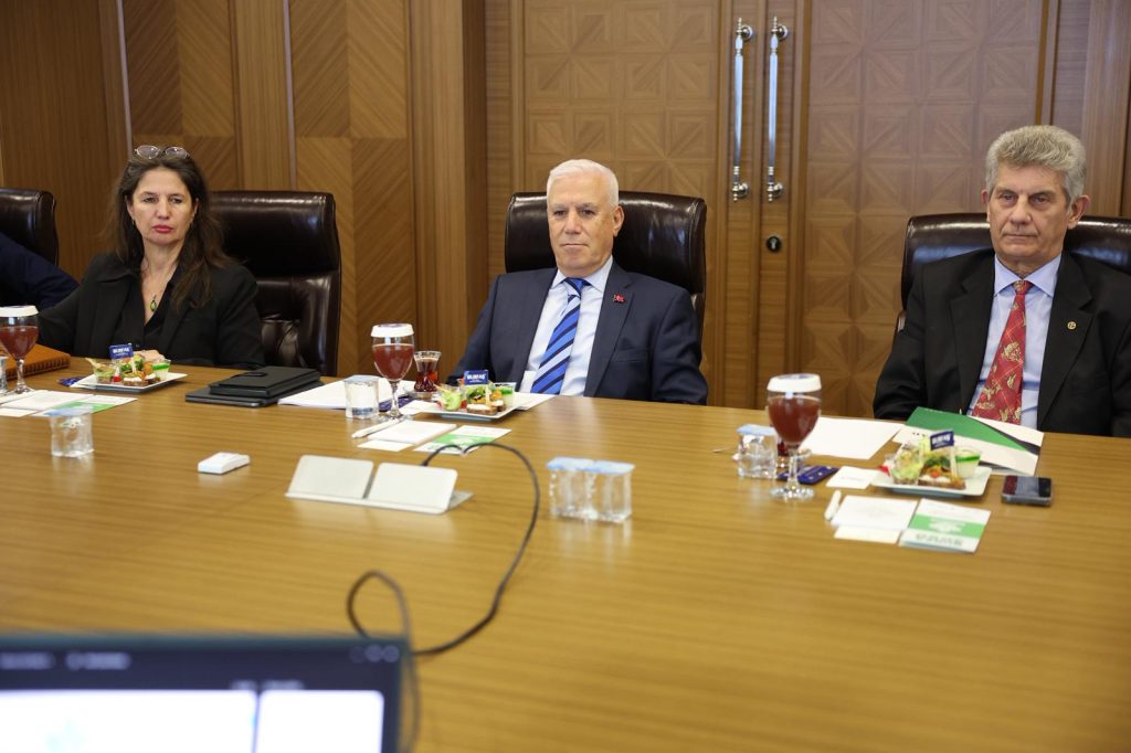 Bozbey, İnşaat Sektörünün Görüşlerini Aldı