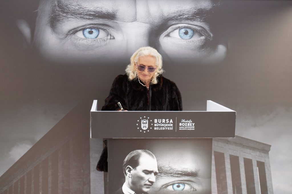 Atatürk’e Veda Satırları