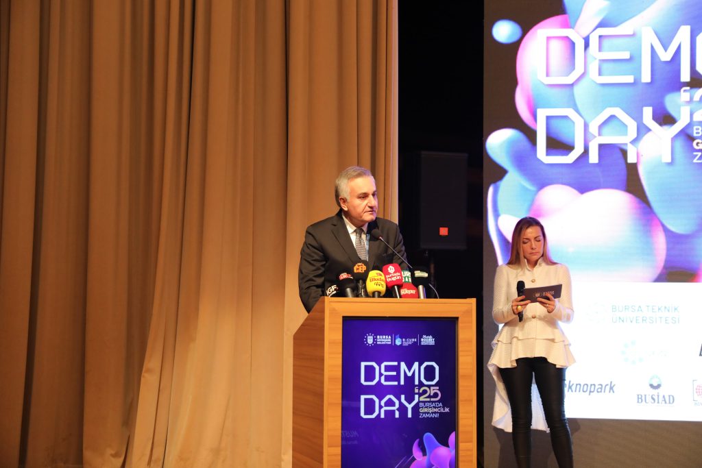 Bursa Demo Day 2025 Heyecanı: Şehrin Geleceği İçin Yeni Fikirler Yarıştı