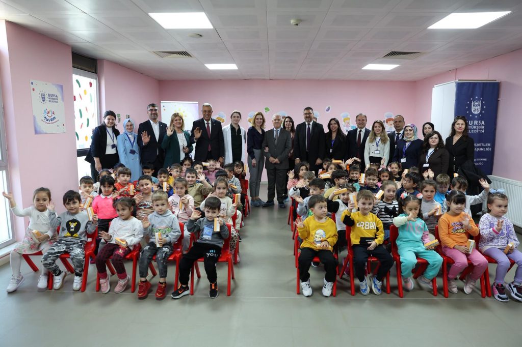 Bursa Yuvam’da Miniklere Diş Sağlığı Eğitimi