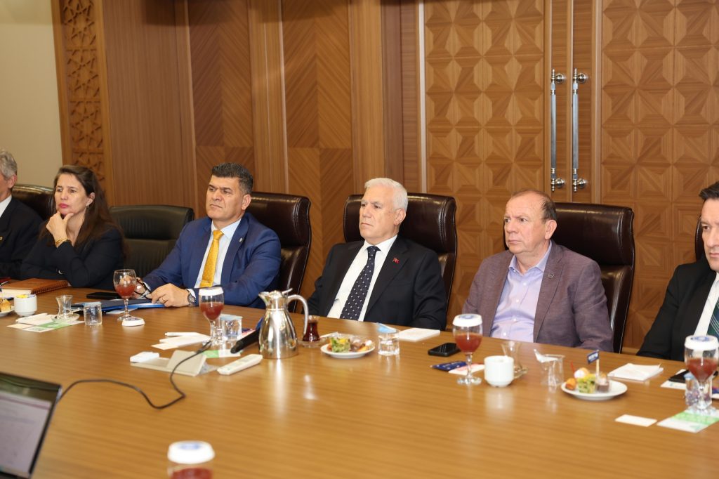 Başkan Bozbey’den Sanayicilere Kritik Çağrı