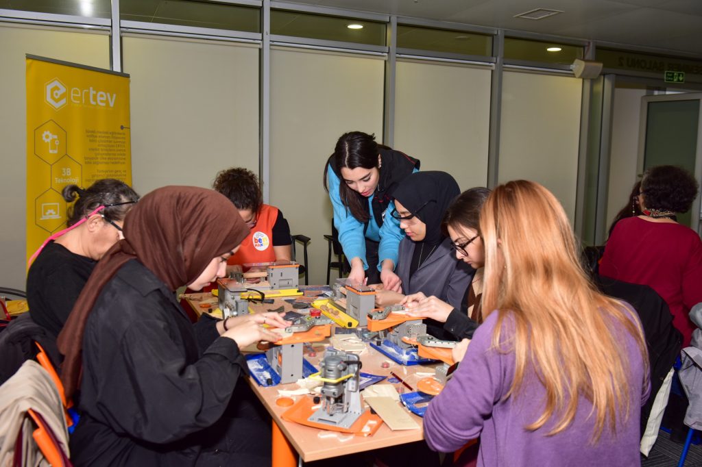 Büyükşehir’den Eşitlikçi Yaşama Destek