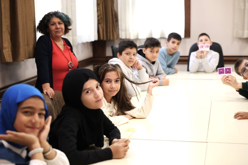 Osmangazi Belediyesi’nden Çocuklara Eğlenceli Hak Eğitimi: “Masallarla Çocuk Hakları Atölyesi”