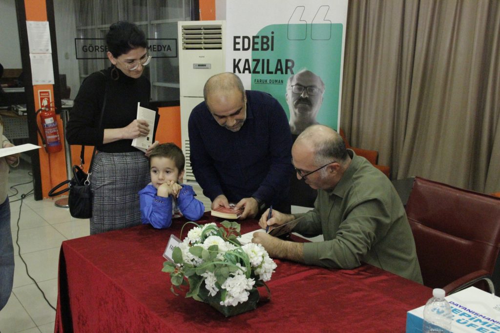 Faruk Duman Nilüfer’de Edebi Kazılar’da