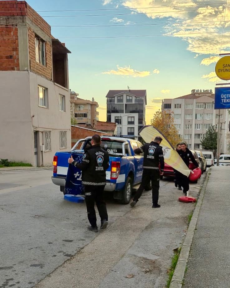 Nilüfer Zabıta’dan Kaldırım İşgaline Operasyon