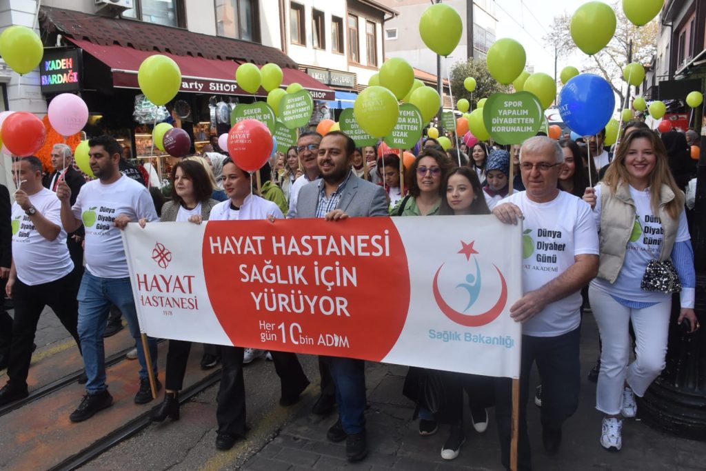 Hayat Hastanesi’nden Anlamlı Yürüyüş
