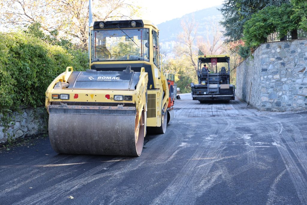 Osmangazi Belediyesi İnkaya Mahallesi’nde Yolları Yeniledi