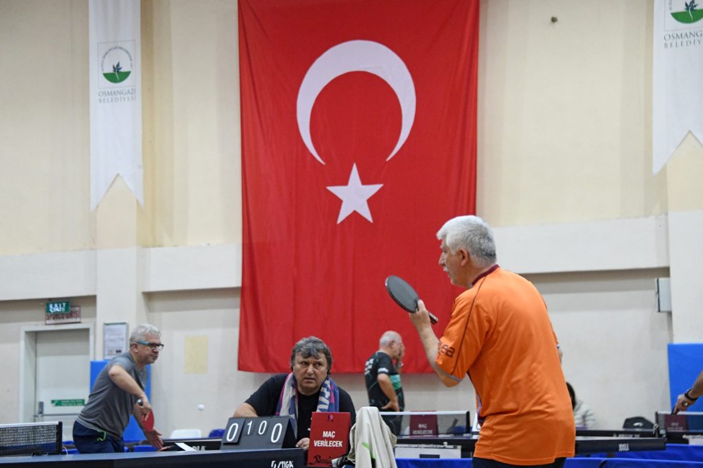 Dostluk ve Rekabetin Buluşması