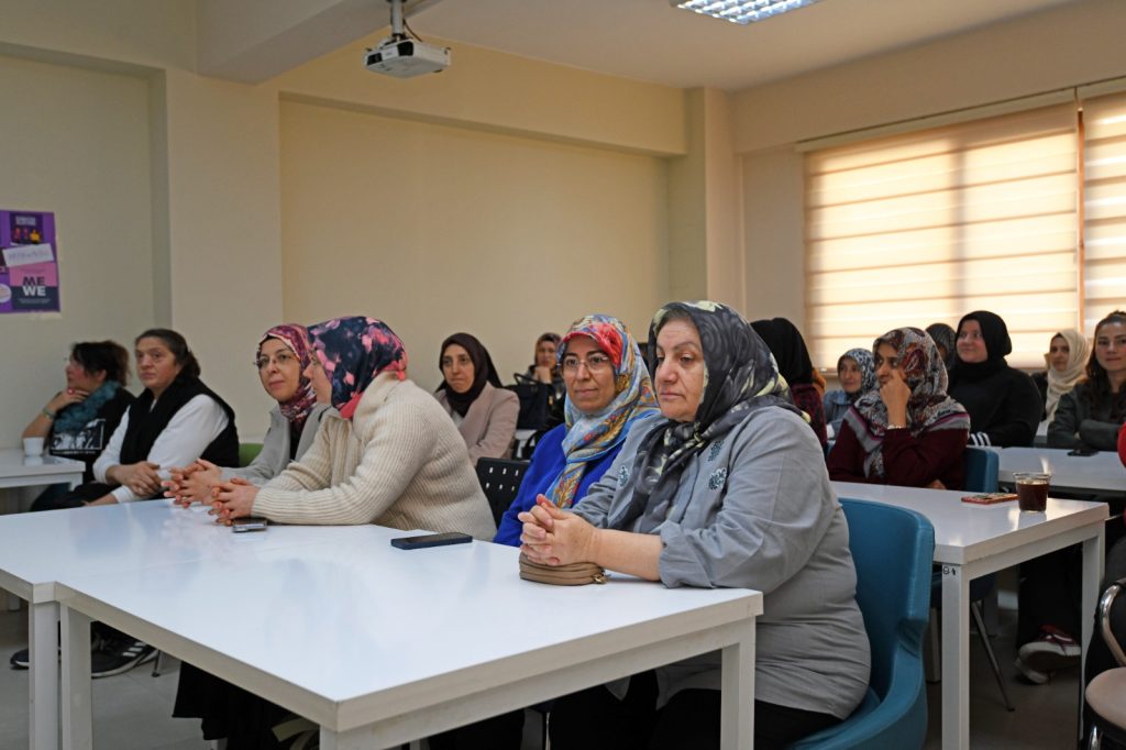 Osmangazi’den ‘Kadın ve Toplum’ Başlıklı Söyleşi