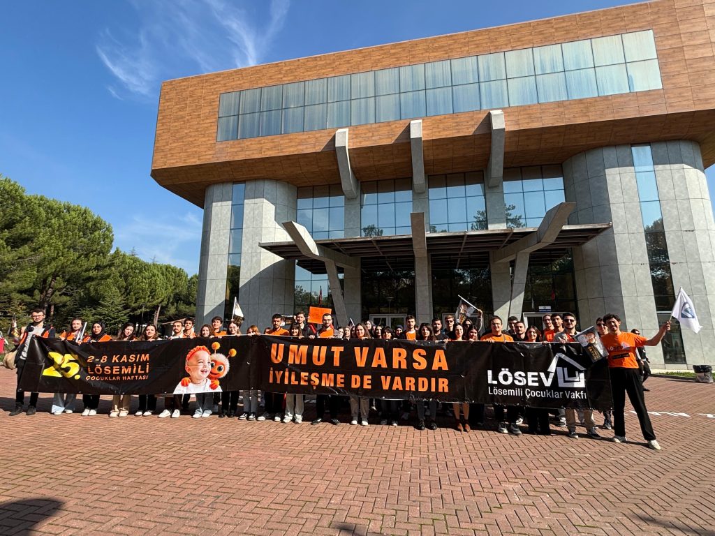 Uludağ Üniversitesi Lösev Fayda Topluluğu’ndan Lösemili Çocuklar Haftası’na “Umut” Dolu Dokunuş