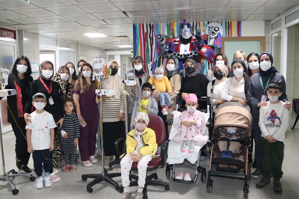 Minik Kahramanlara Moral Dopingi