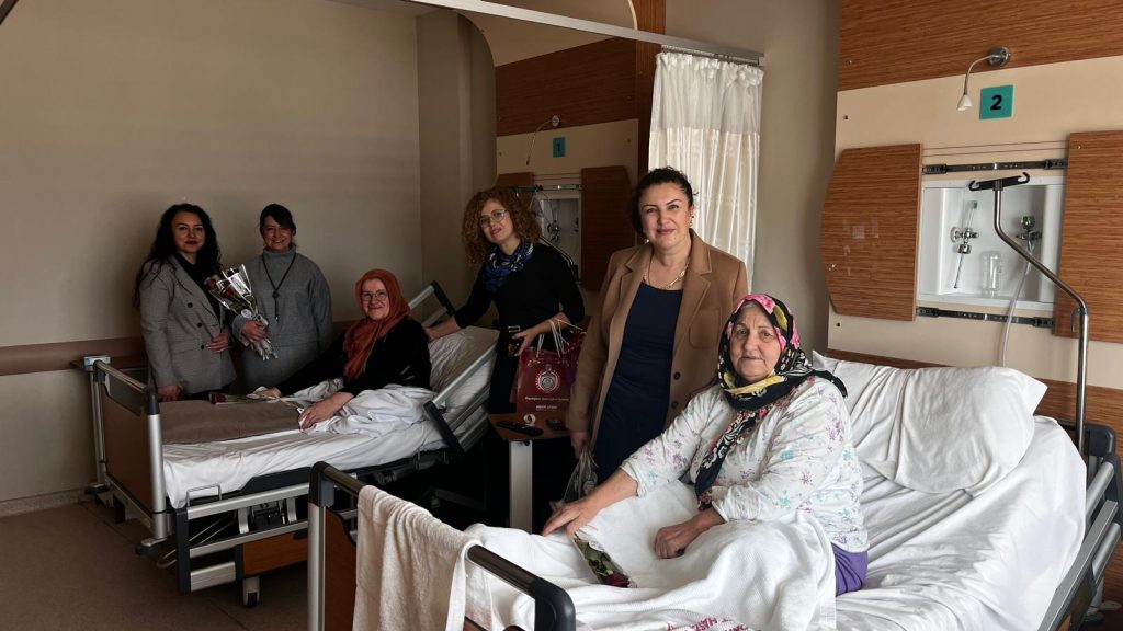 Orhangazi Belediyesi’nden Hastalara Moral Ziyareti