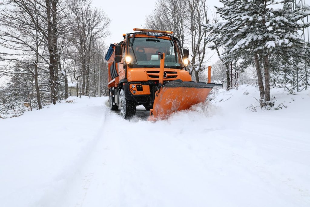 Osmangazi’de Kar Geçit Vermiyor