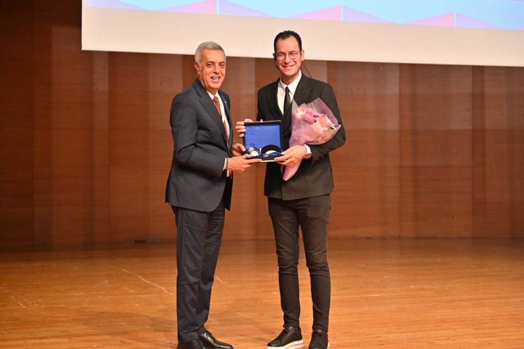 Büyükşehir’den ‘Eğitimde Yeni Yaklaşımlar Konferansı