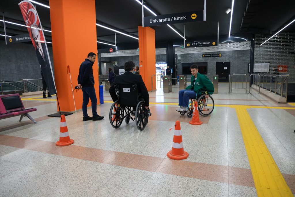 BursaRay’da Anlamlı Deneyim: Empati Parkuru, 3 Aralık’ta Farkındalığı Artırdı!