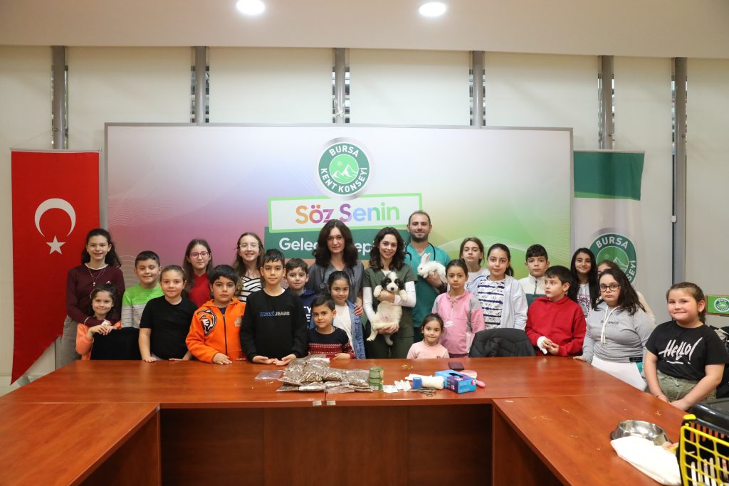 Büyükşehir’den Çocuklara ‘Veteriner Hekim’ Dersi