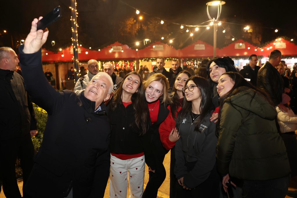 Büyükşehir’den Kesintisiz Ulaşım Ve Güvenli Yılbaşı Mesaisi!