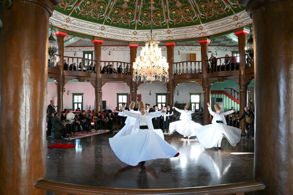 Bursa Mevlevihanesi’nde Vuslat İklimi: Mevlâna’nın Öğretileri Gençlerle Buluştu