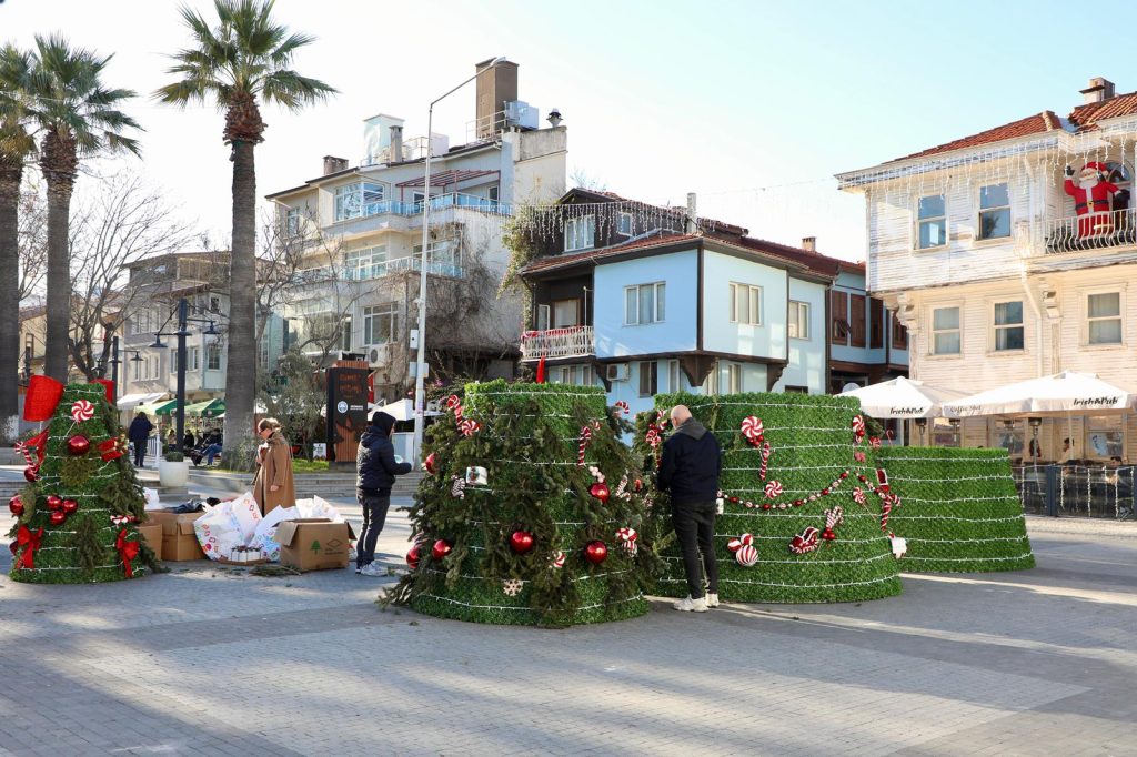 Mudanya’da Yeni Yıl Işığı Yanıyor