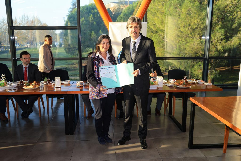 BUÜ’de Personel Motivasyonu Ön Planda: Rektör Yılmaz’dan ÖİDB Çalışanlarına Teşekkür