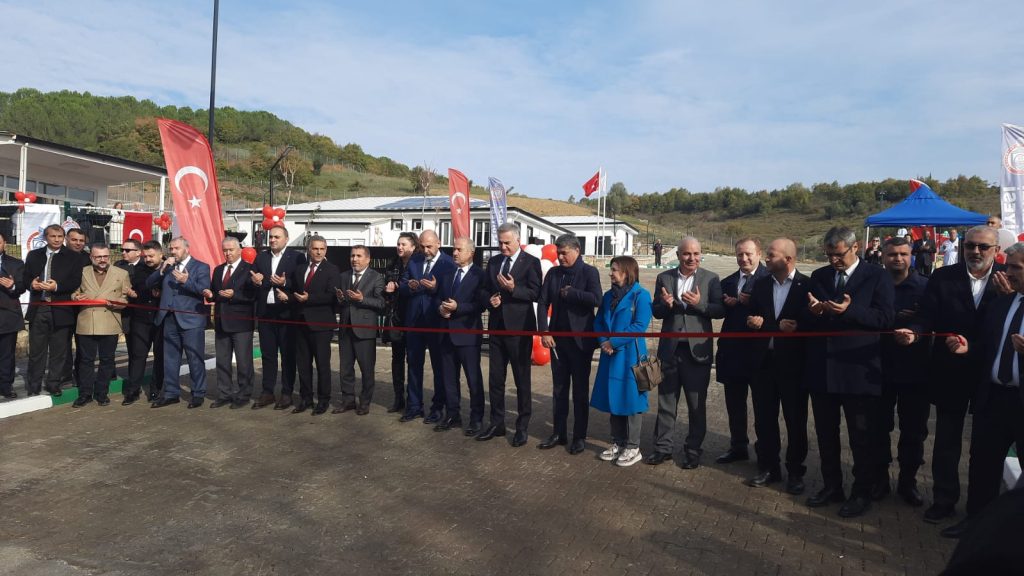 Orhangazi Sokak Hayvanları Barınma ve Rehabilitasyon Merkezi Açıldı