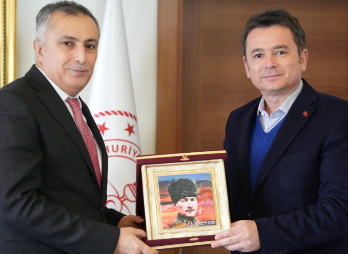 Başkan Erkan Aydın’dan İl Milli Eğitim Müdürü Çokgezer’e Ziyaret