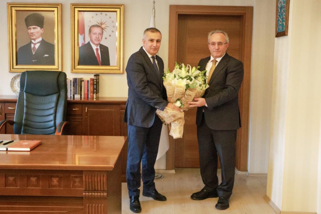 Yeni İl Milli Eğitim Müdürü Gürhan Çokgezer Göreve Başladı