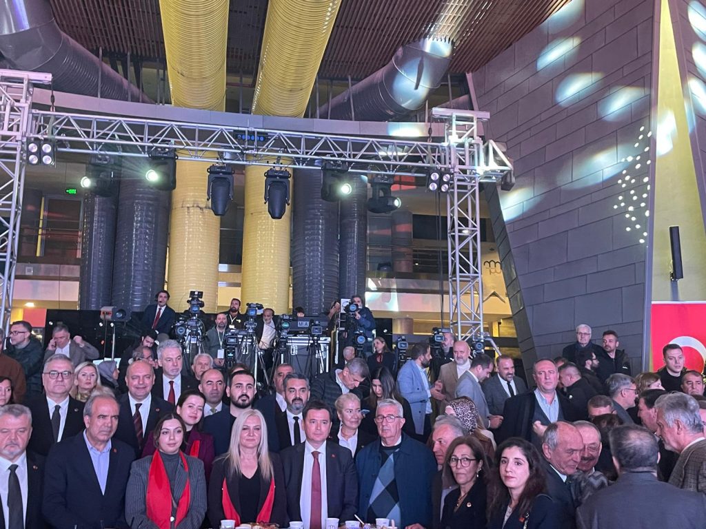 Bursa’nın Fethinin 700. Yılında Osmangazi’den Görkemli Gece