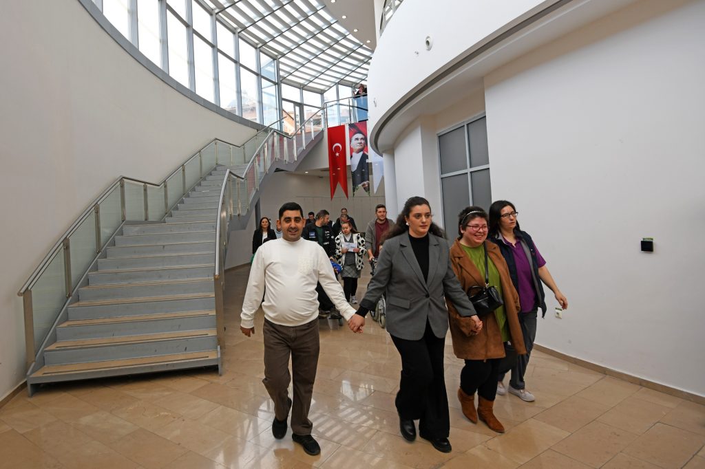 OBAM Üyeleri ve OSMEK Kursiyerleri Anlamlı Buluşmada