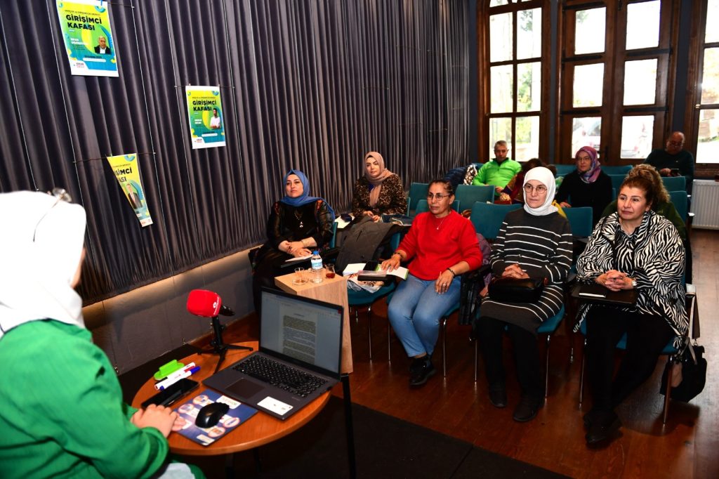 Osmangazi’de Edebiyat Yolculuğu: Onat Kutlar’ın “İshak” Öyküsü Mercek Altına Alındı!