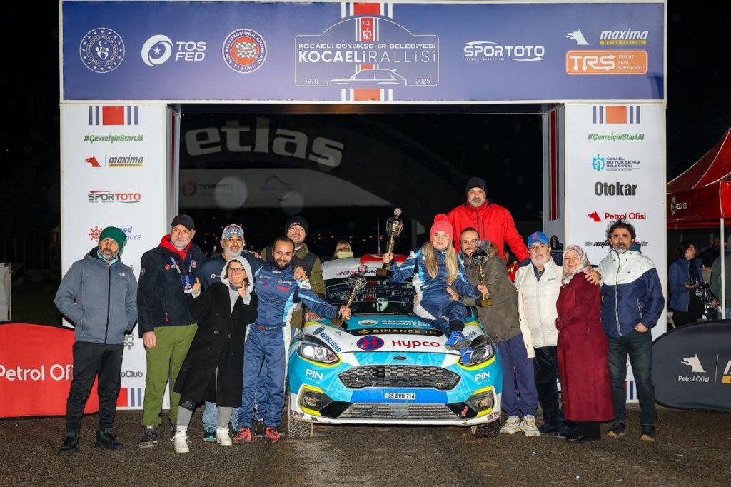 Osmangazi’nin Gururu Hız Kesmedi: Engelli Pilot Kübra Denizci Keskin’den Rallide Çifte Zafer!