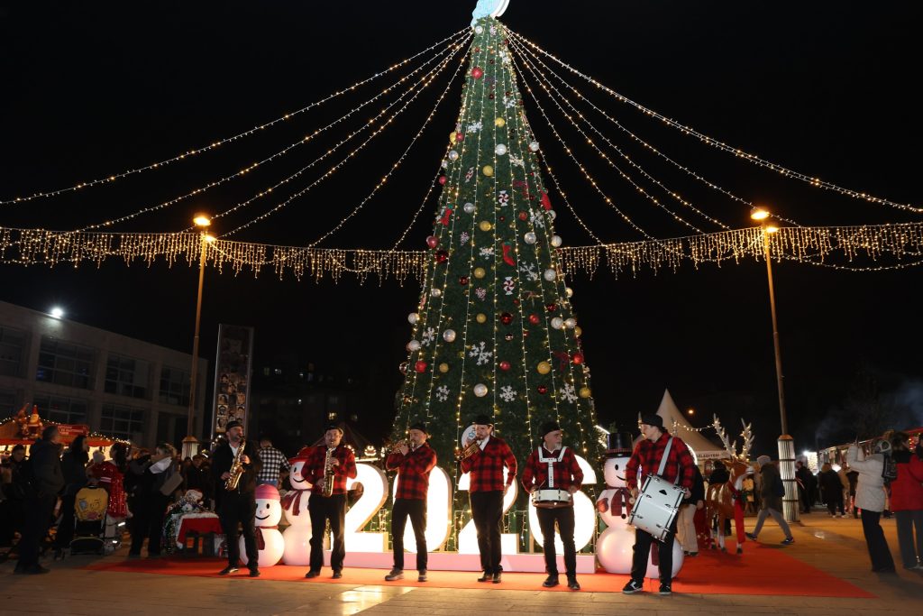 Cumhuriyet Meydanı Festivalle Renklendi!