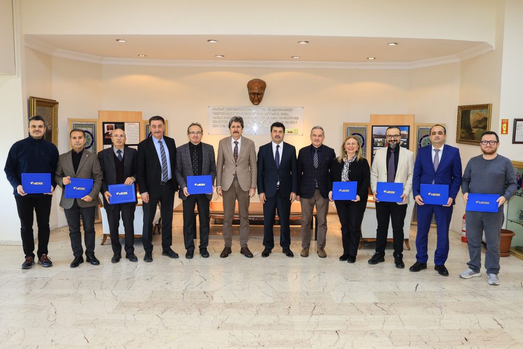 Bursa Uludağ Üniversitesi’nden Eğitimde 10’da 10 Başarı: Diplomalar Avrupa Tescilli Oldu!