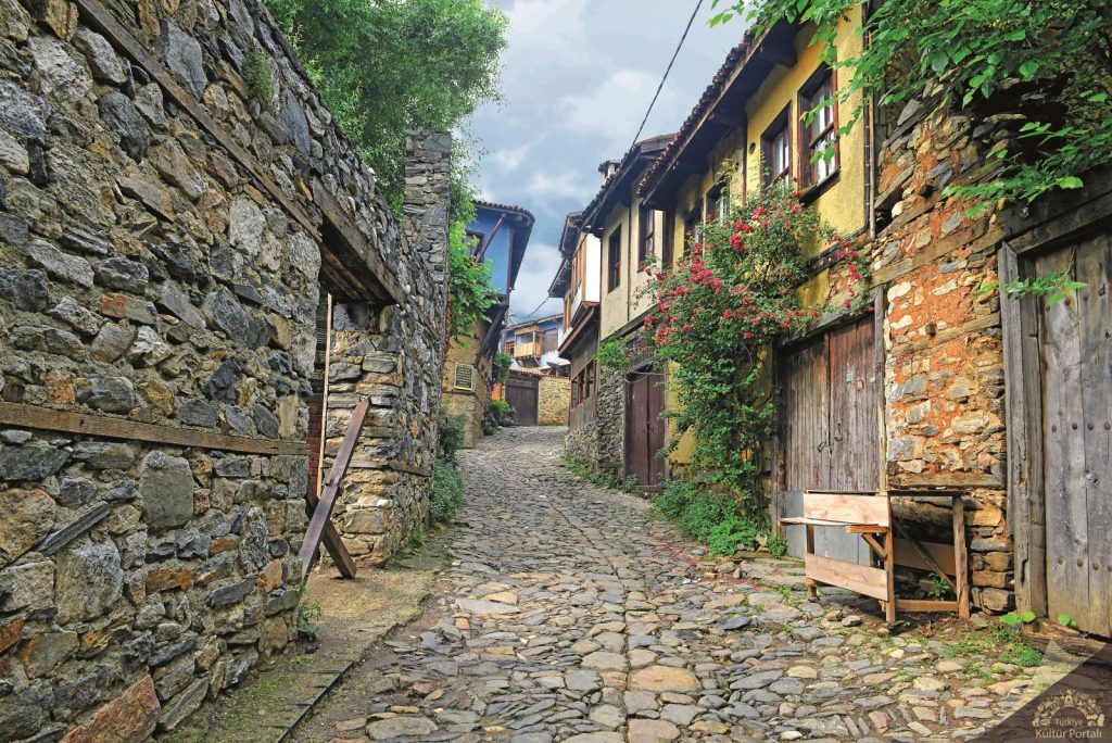 Bursa’da Hafta Sonu Gidilecek En İyi 10 Yer: Doğa, Tarih ve Lezzet Durakları