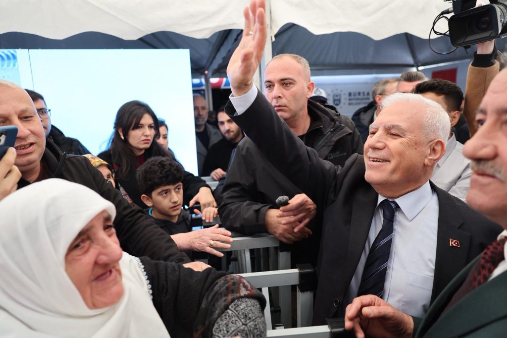 Başkan Bozbey’den Değirmenönü’nde Dik Duruş