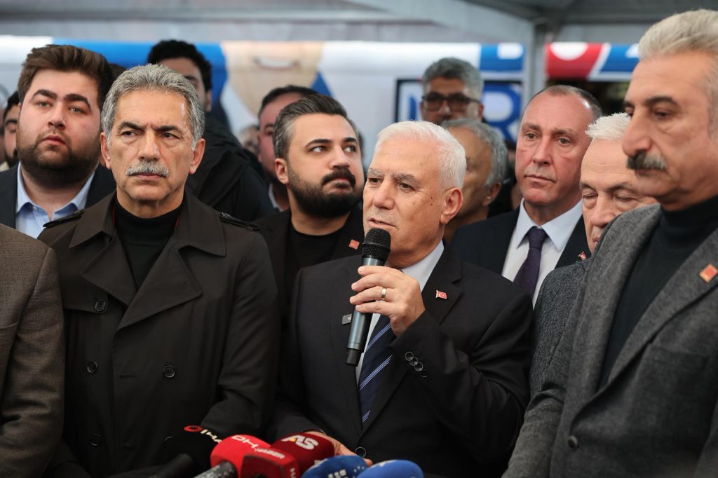 Başkan Mustafa Bozbey : Kimse Hizmet Aşkımızı Engelleyemez