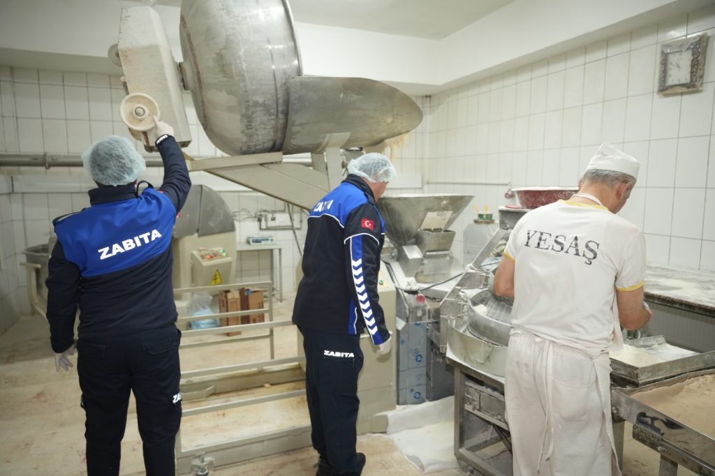 Yenişehir’de Fırınlara Sıkı Denetim: YESAŞ’a Hijyen Cezası