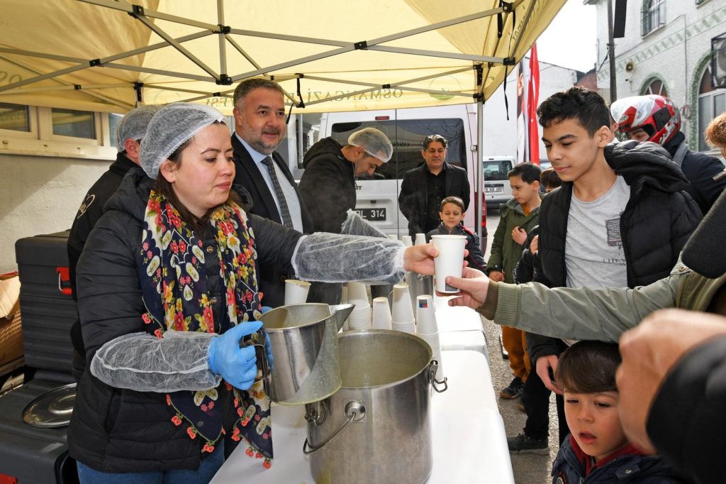 Osmangazi Belediyesi’nden Cuma Bereketi