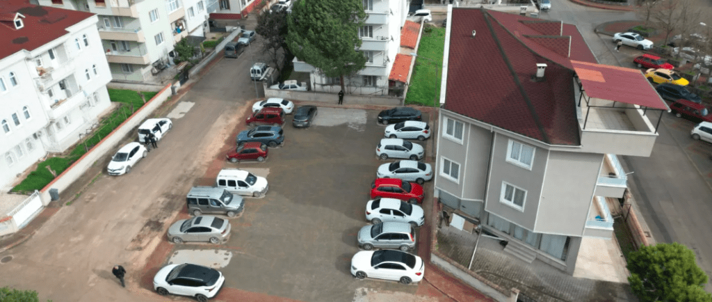 İnegöl’de Mahalle Otoparkı Hamlesi