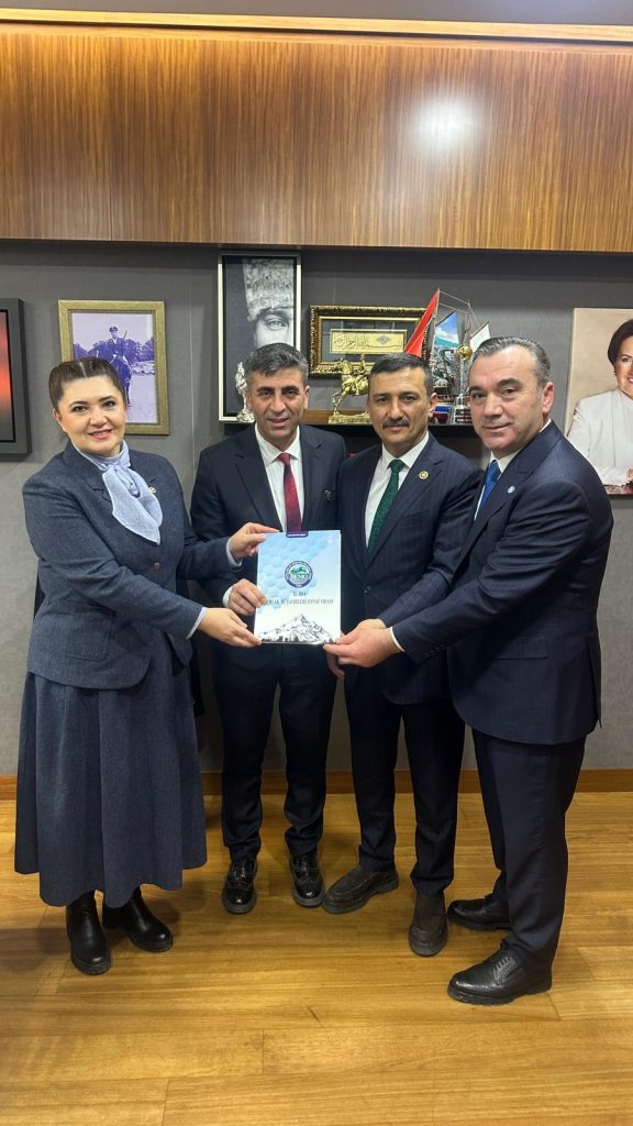 Selçuk Türkoğlu TBMM’de Bursa Heyetini Ağırladı