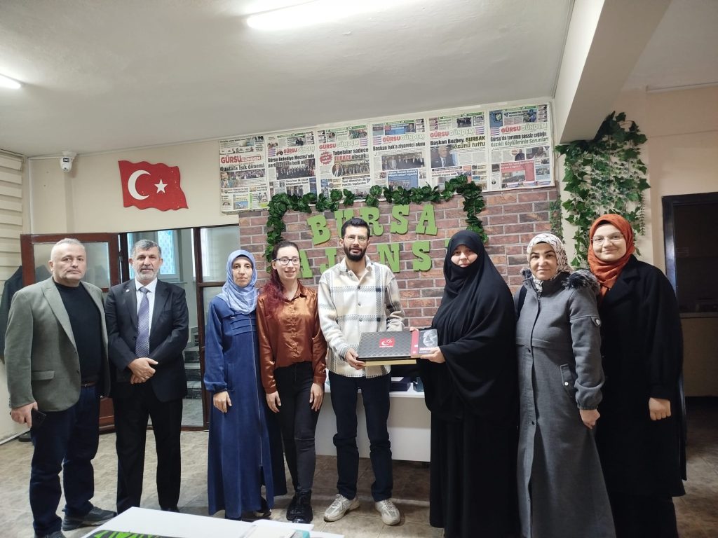 Saadet Partisi Yıldırım Teşkilatı'ndan Bursa Ajansı’na Ziyaret Saadet Partisi Yıldırım Teşkilatı'ndan Bursa Ajansı’na Ziyaret