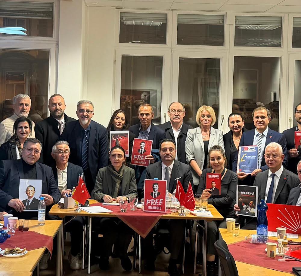 Altaca Kayışoğlu’ndan Almanya’da İslamofobi ve Çifte Vatandaşlık Vurgusu