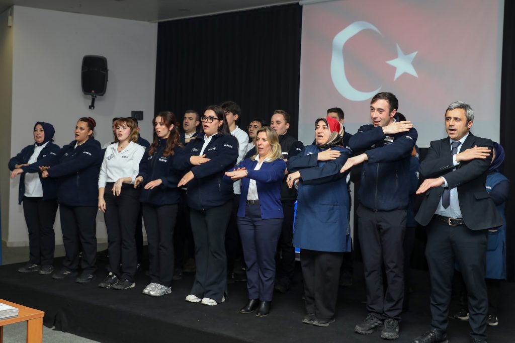 B Kafelerde Engelsiz İletişim