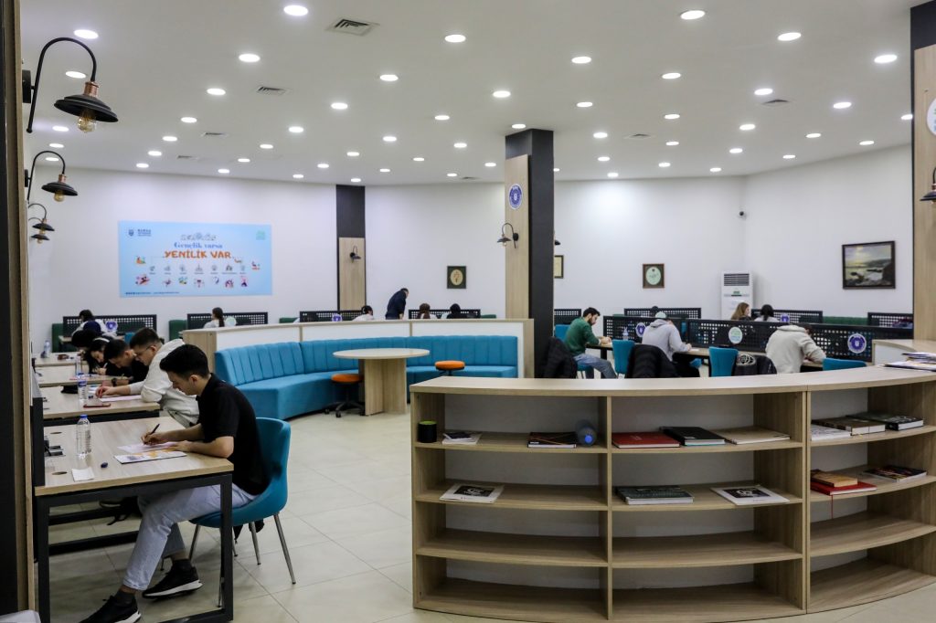 Üniversite Yolunda Büyük Prova