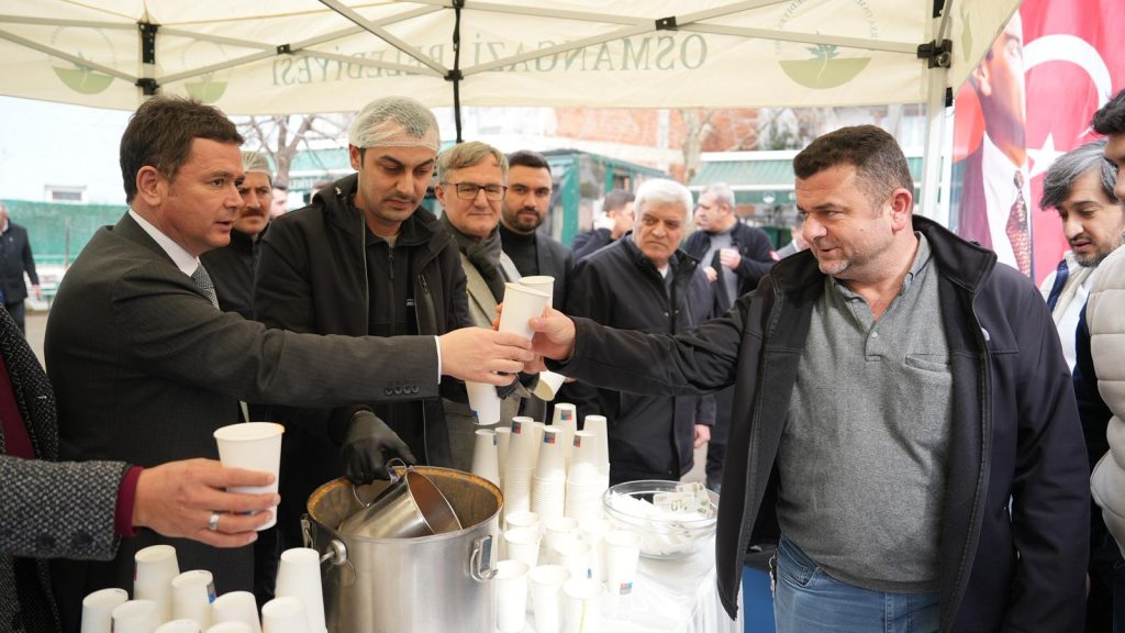 Başkan Erkan Aydın Mehmet Akif Mahallesi’nde